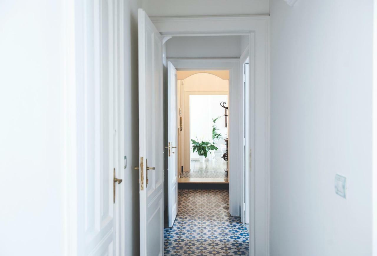 Nei Paraggi Salernes Extérieur photo